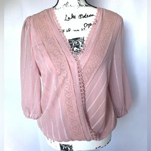 Blue Rain Bubblegum Pink Floral Lace 3/4 sleeve Crop Top large